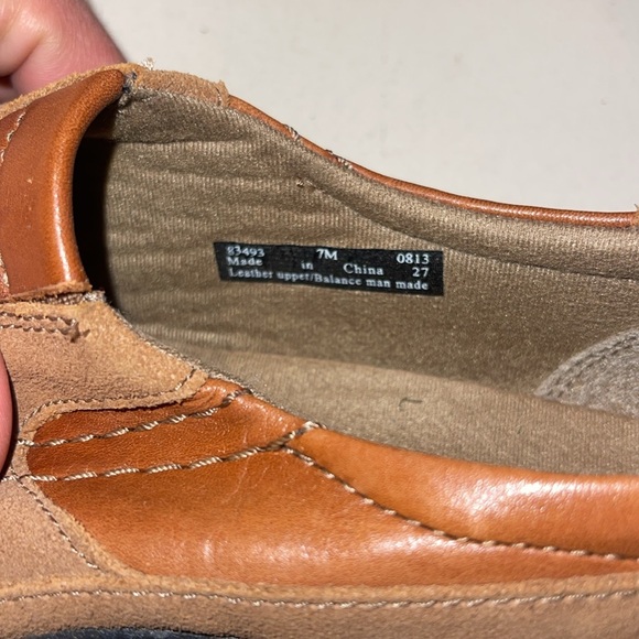 Clarks bendable size 7 - Picture 3 of 4